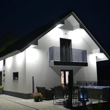 Tanja S In Nature With Sauna And Hot Tub *