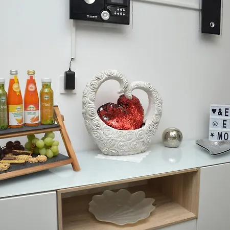 Tanja S In Nature With Sauna And Hot Tub *