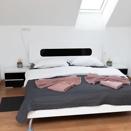 Tanja S In Nature With Sauna And Hot Tub Hébergement de vacances