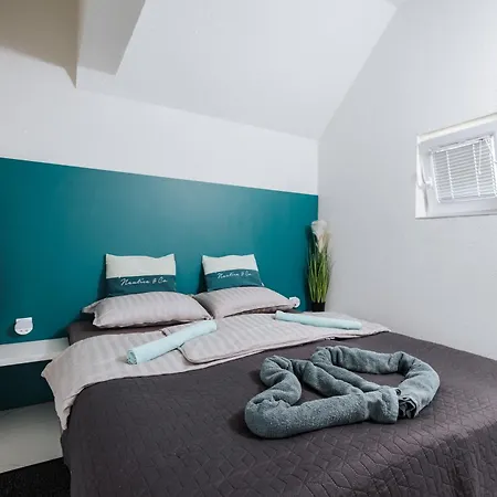 Tanja S In Nature With Sauna And Hot Tub בית נופש Gorica pri Slivnici