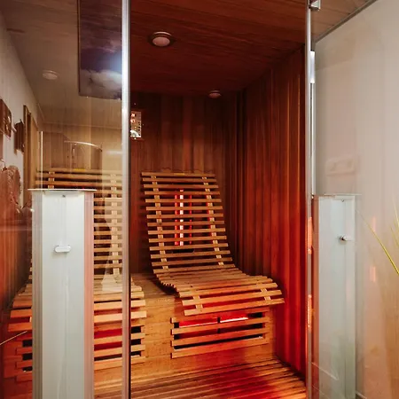 Tanja S In Nature With Sauna And Hot Tub בית נופש *