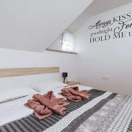 בית נופש Tanja S In Nature With Sauna And Hot Tub