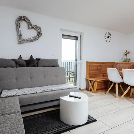 Tanja S In Nature With Sauna And Hot Tub Gorica pri Slivnici