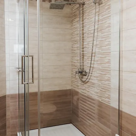 Tanja S In Nature With Sauna And Hot Tub Hébergement de vacances *