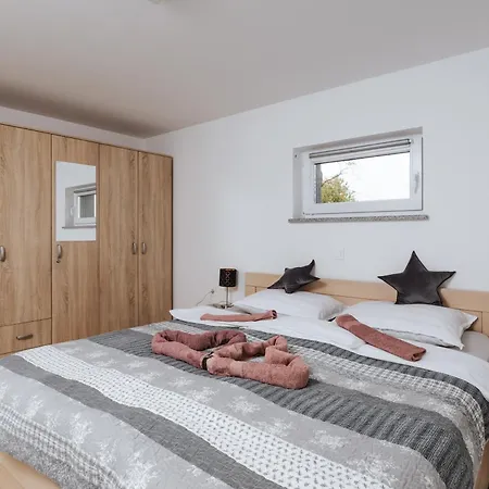 Hébergement de vacances Tanja S In Nature With Sauna And Hot Tub *