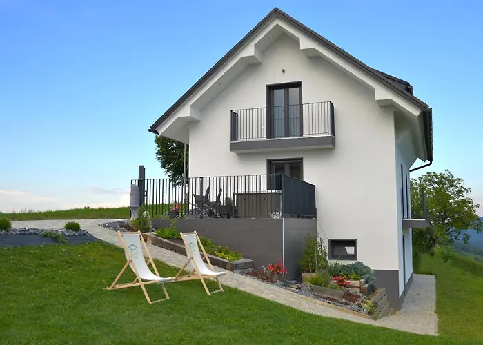 Vakantiehuis Tanja S In Nature With Sauna And Hot Tub