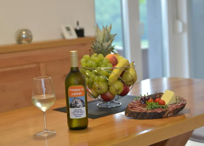 Tanja S In Nature With Sauna And Hot Tub Vakantiehuis *