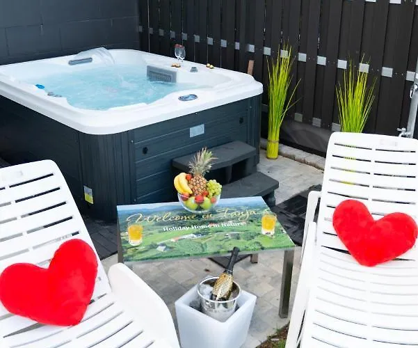 Tanja S In Nature With Sauna And Hot Tub * Gorica pri Slivnici