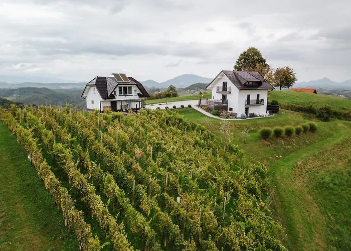 Tanja S In Nature With Sauna And Hot Tub *