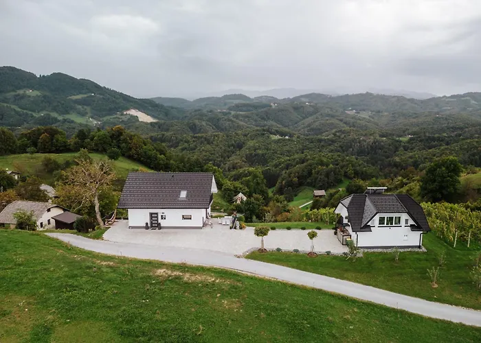 Tanja S In Nature With Sauna And Hot Tub *