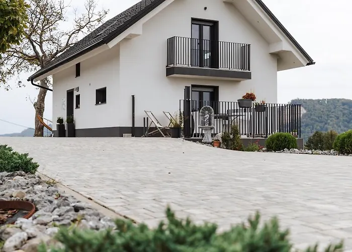 Vakantiehuis Tanja S In Nature With Sauna And Hot Tub *